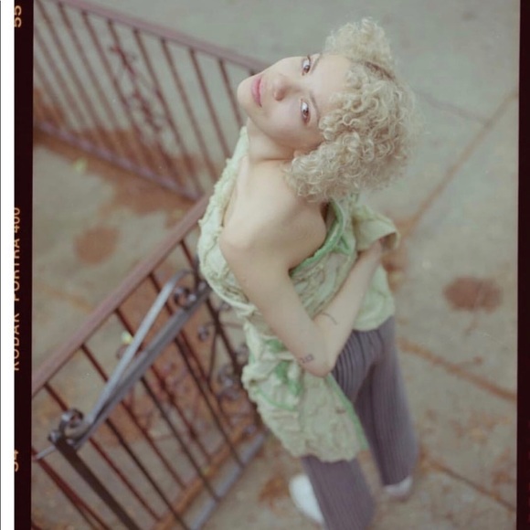 Meet your Posher, Xiana - Picture 1 of 1